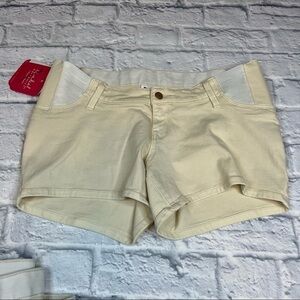 Maternity shorts
